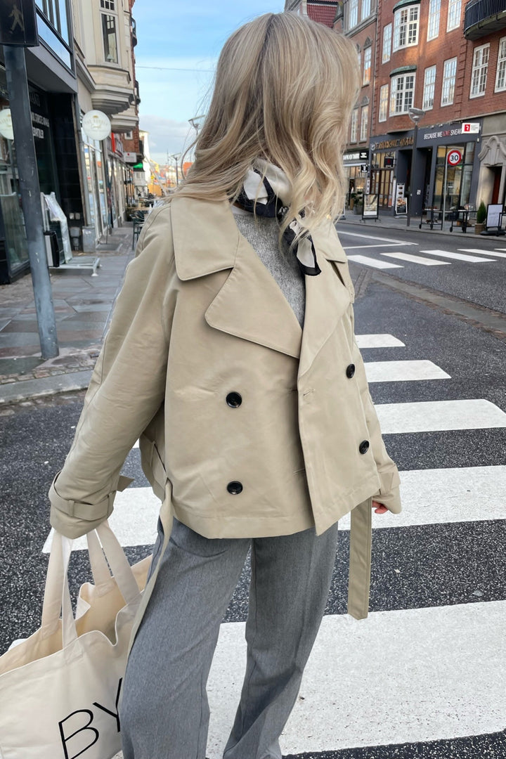 Astrid - casual dubbele trenchcoat