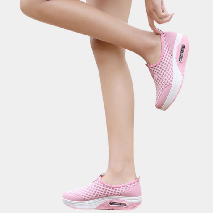 Alana - ademende mesh chic instap sneakers