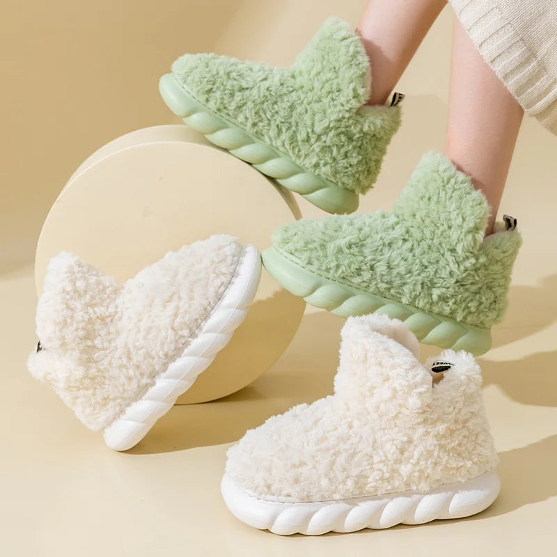 PlushWalk - warme winter pluche pantoffels