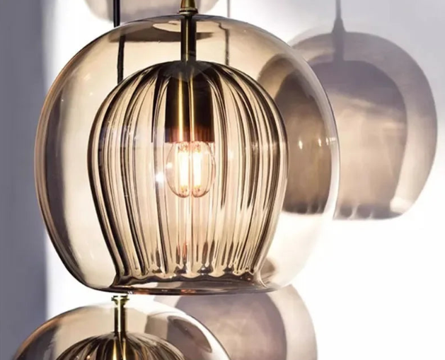 LuxeLumen - stijlvolle hangende lamp