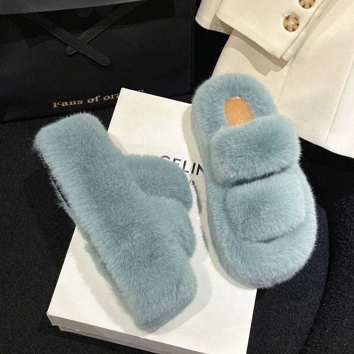 Plush Bliss - zachte fluffy huisslippers