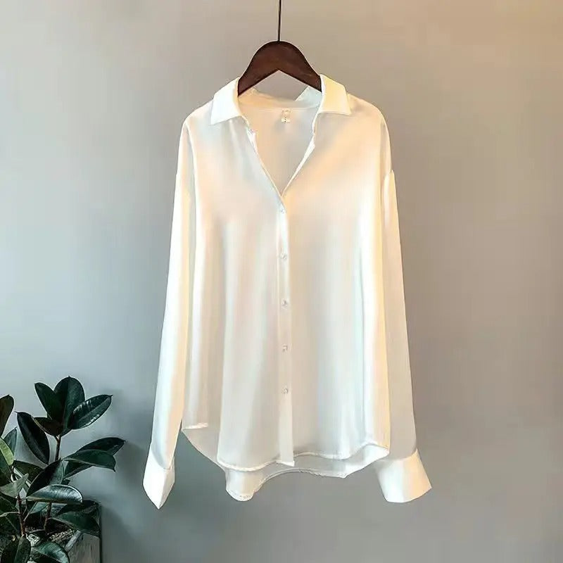 KINSLEY elegant satijnen blouse met lange mouwen